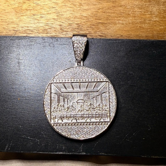 925 Sterling Silver Moissanite Last Supper Pendant